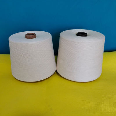 चिपचिपा बुनाई 44% 5Ply मिश्रित नायलॉन मिश्रित फैंसी यार्न उच्च नरम 50% एक्रिलिक 44% पॉलिएस्टर 5% ऊन 1% स्पैन्डेक्स